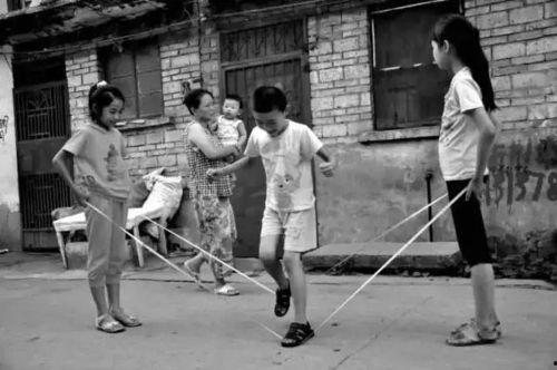 简单跳皮筋玩法视频,简单玩法轻松入门