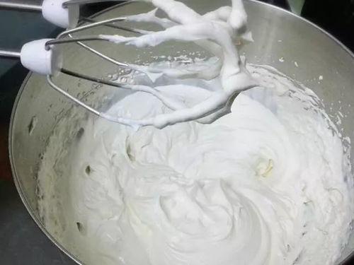 奶油制作教程视频,轻松掌握家庭自制香浓奶油技巧